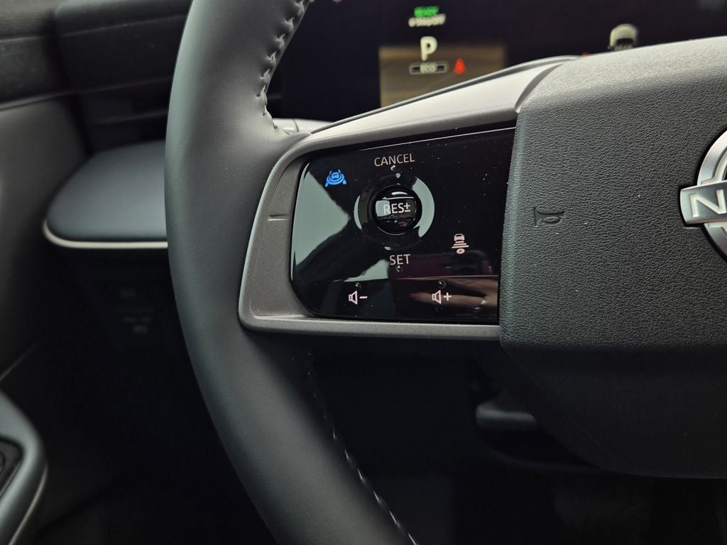 2026 Nissan Leaf PLATINUM+