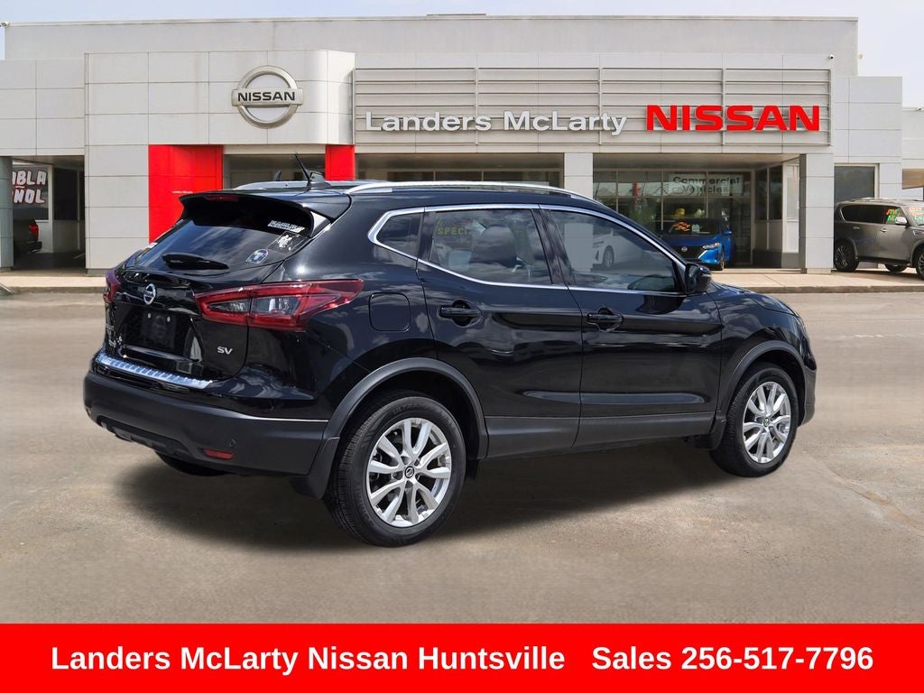 2022 Nissan Rogue Sport SV