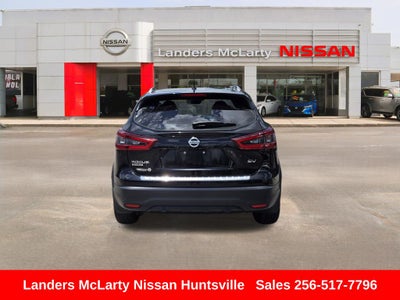 2022 Nissan Rogue Sport SV