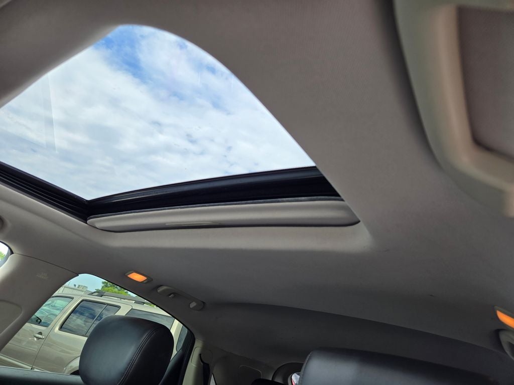 2012 INFINITI FX35 Base