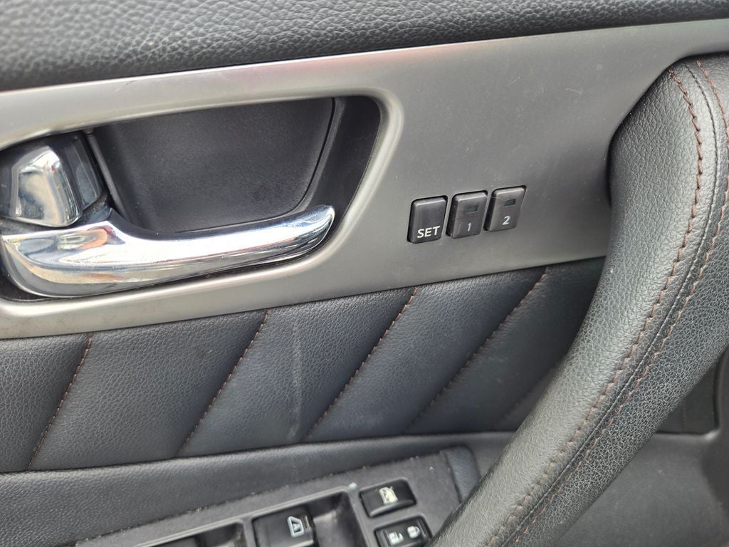 2012 INFINITI FX35 Base