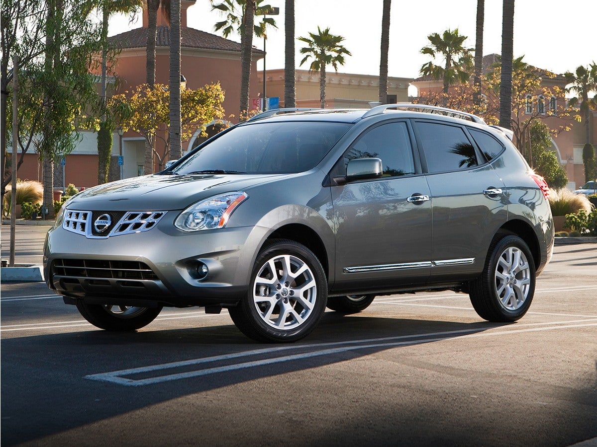 2012 Nissan Rogue SV FWD's photo