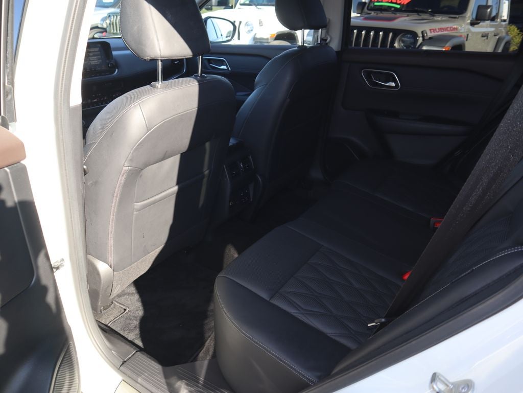 2021 Nissan Rogue Platinum