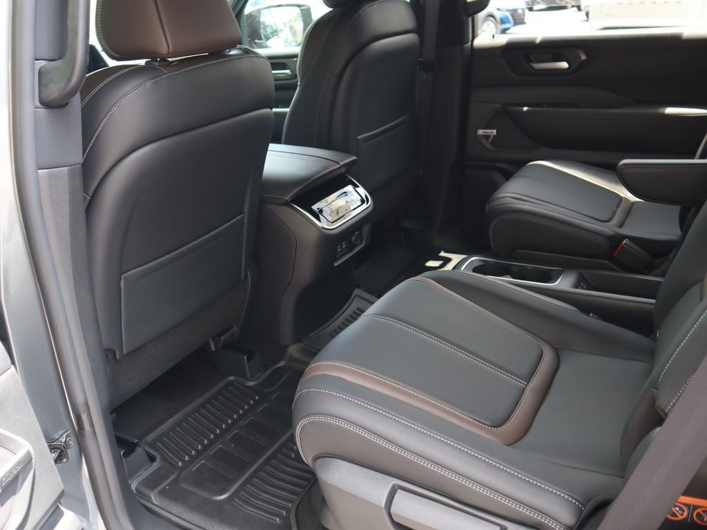 2025 Nissan Armada SL