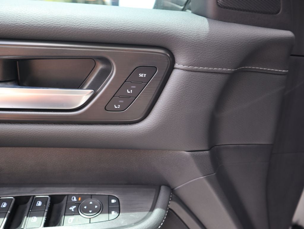 2025 Nissan Armada SL