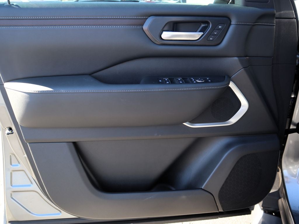 2025 Nissan Armada Platinum Reserve