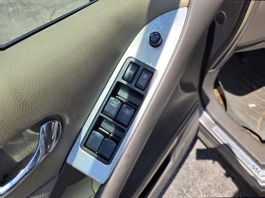 2009 Nissan Murano S