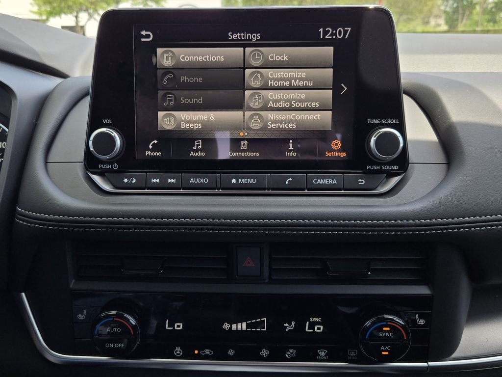 2026 Nissan Rogue Dark Armor