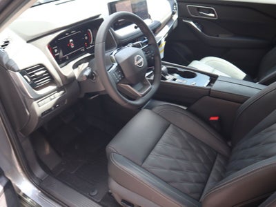 2025 Nissan Rogue Platinum