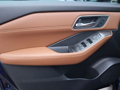 2025 Nissan Rogue Platinum