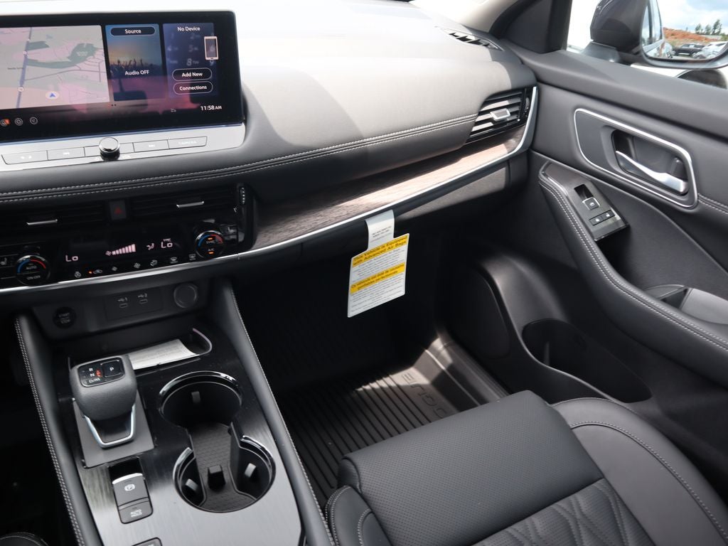 2025 Nissan Rogue Platinum