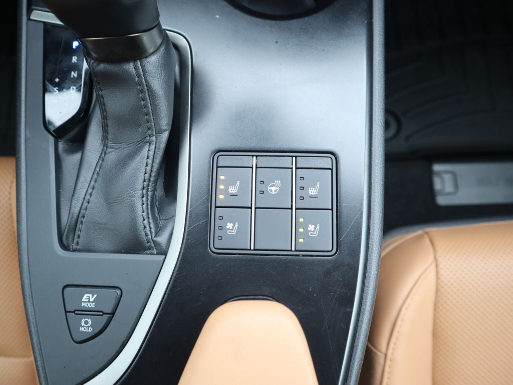 2023 Lexus UX 250h Premium