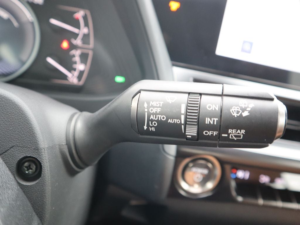 2023 Lexus UX 250h Premium