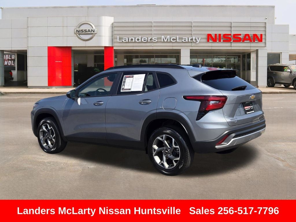 2025 Chevrolet Trax LT