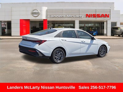 2024 Hyundai Elantra SEL