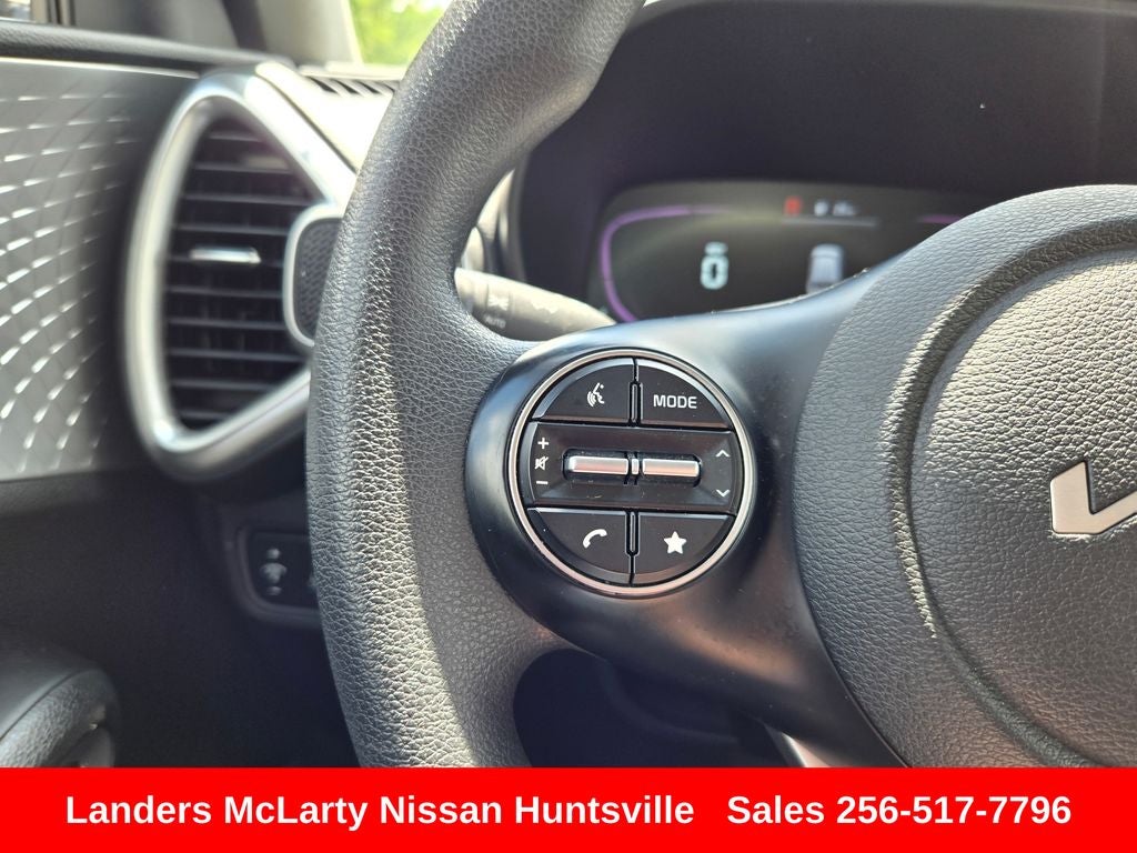 2024 Kia Soul LX