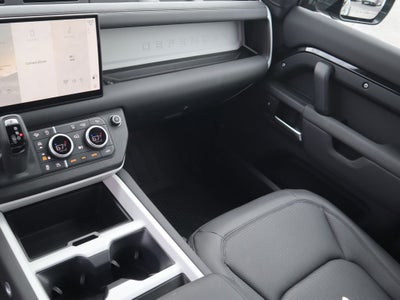 2025 Land Rover Defender 90 S