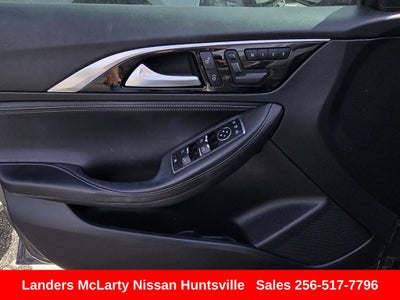 2019 INFINITI QX30 LUXE