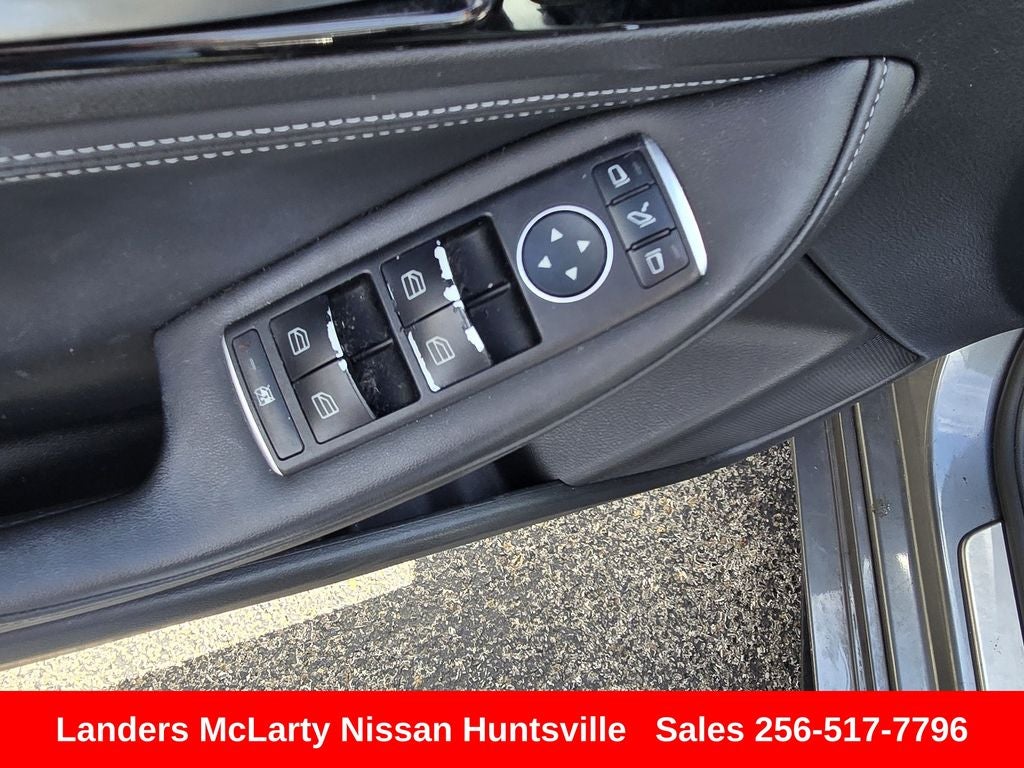 2019 INFINITI QX30 LUXE