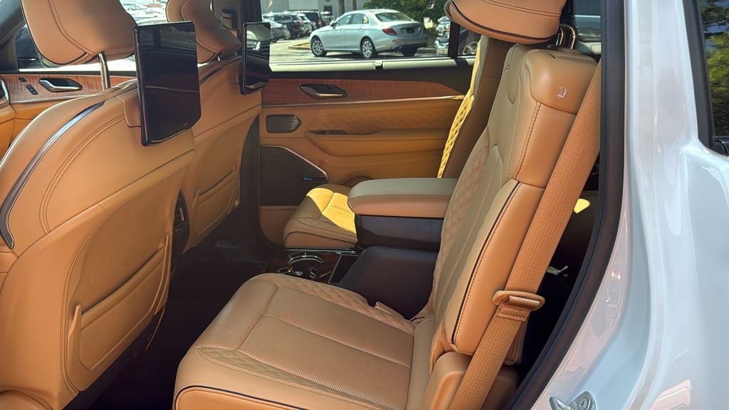 2023 Jeep Grand Cherokee L Summit