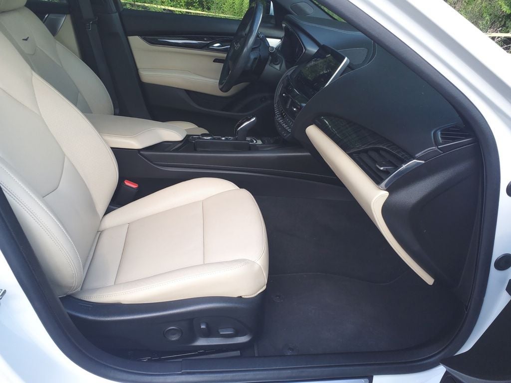 2023 Cadillac CT5 Premium Luxury