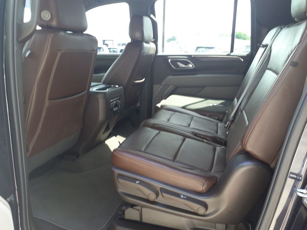 2024 Chevrolet Suburban LS