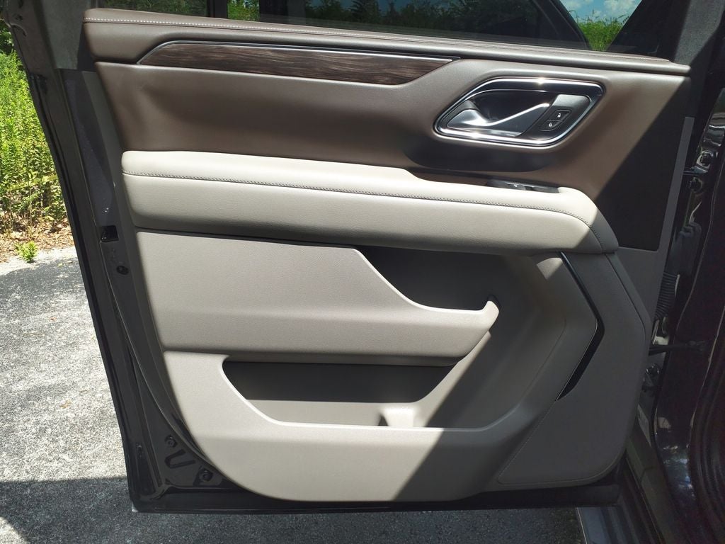 2024 Chevrolet Suburban LS