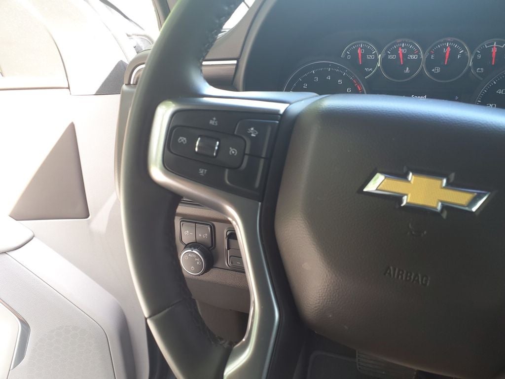2024 Chevrolet Suburban LS