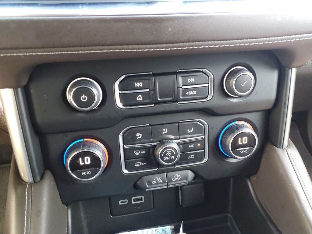 2024 Chevrolet Suburban LS