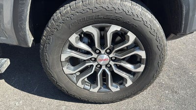 2024 GMC Canyon Denali
