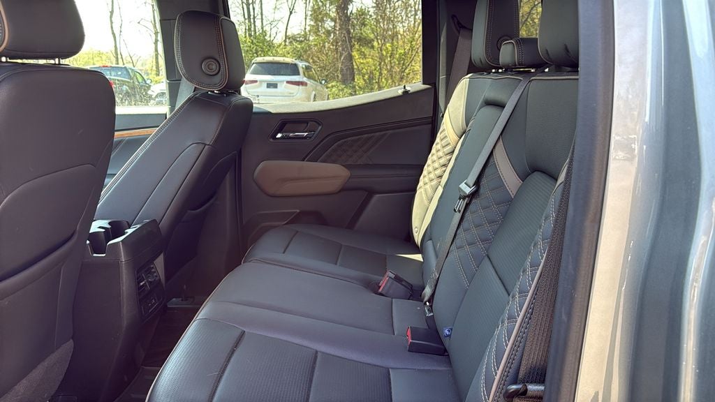 2024 GMC Canyon Denali