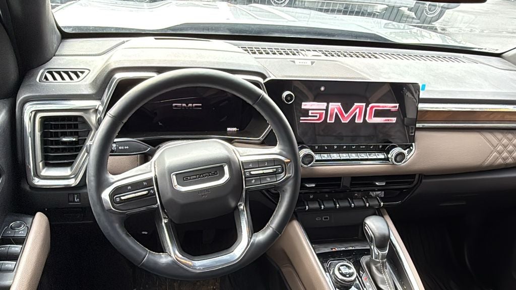 2024 GMC Canyon Denali