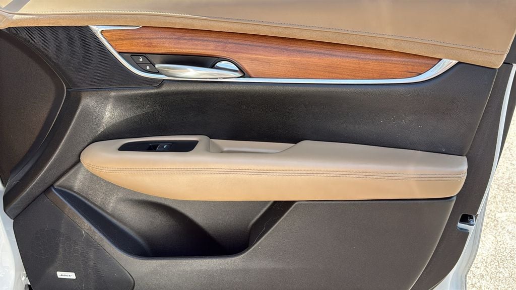 2019 Cadillac XT5 Platinum