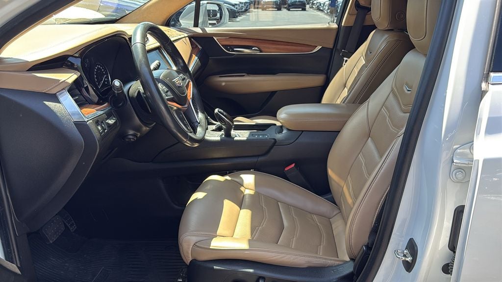 2019 Cadillac XT5 Platinum