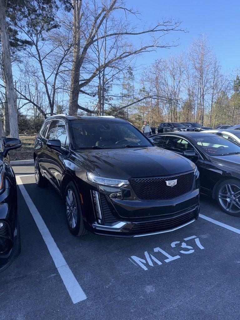 2022 Cadillac XT6 Premium Luxury