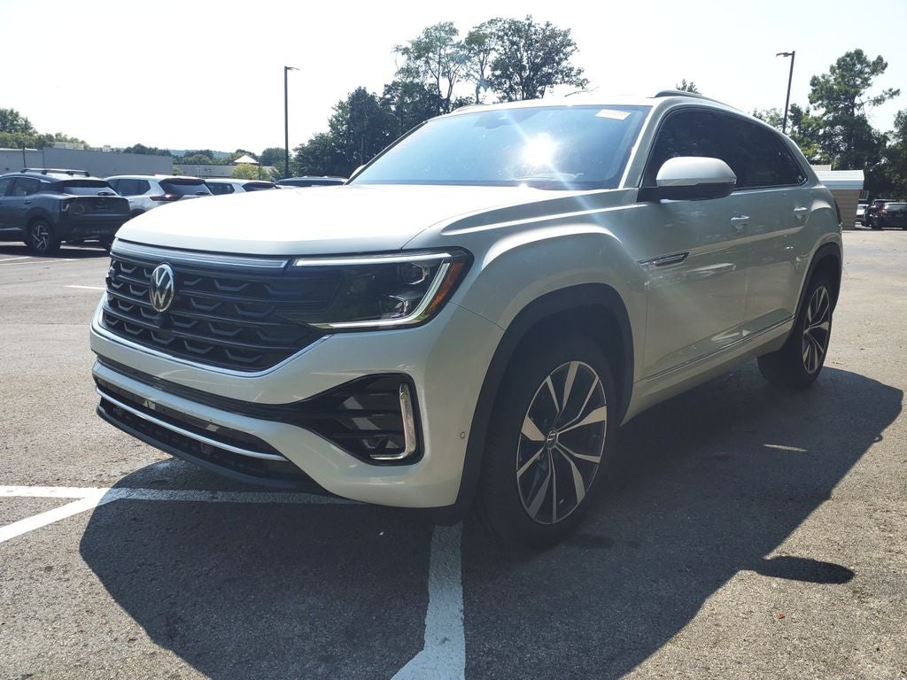 2026 Volkswagen Atlas Cross Sport 2.0T SEL Premium R-Line