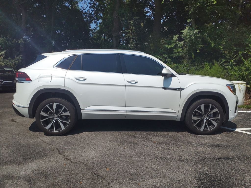 2026 Volkswagen Atlas Cross Sport 2.0T SEL Premium R-Line