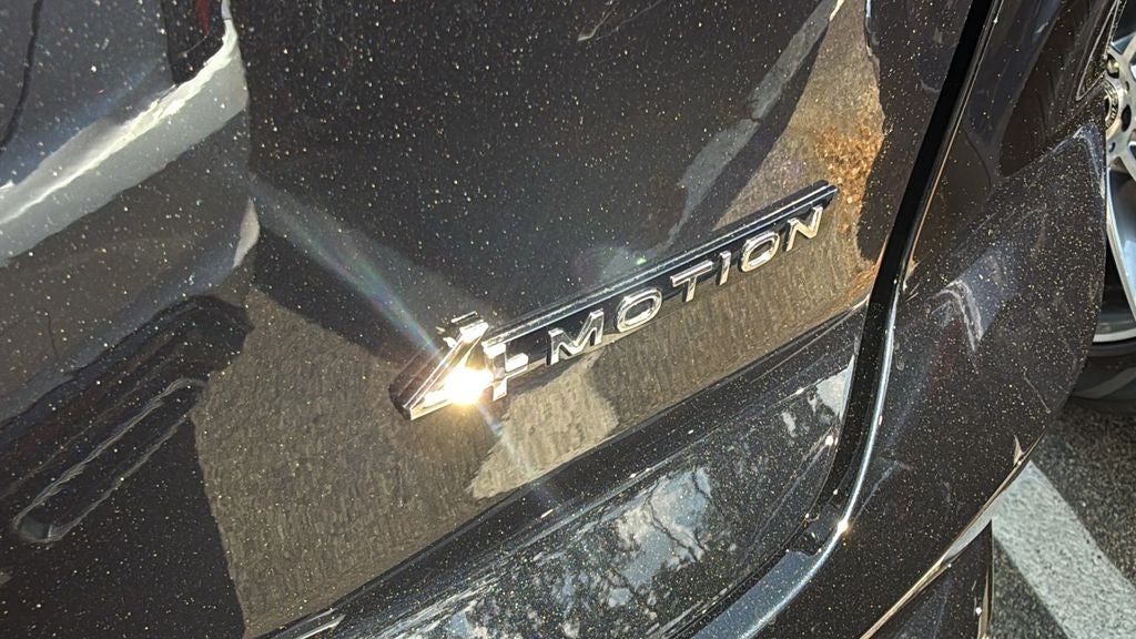 2025 Volkswagen Atlas Cross Sport 2.0T SEL Premium R-Line