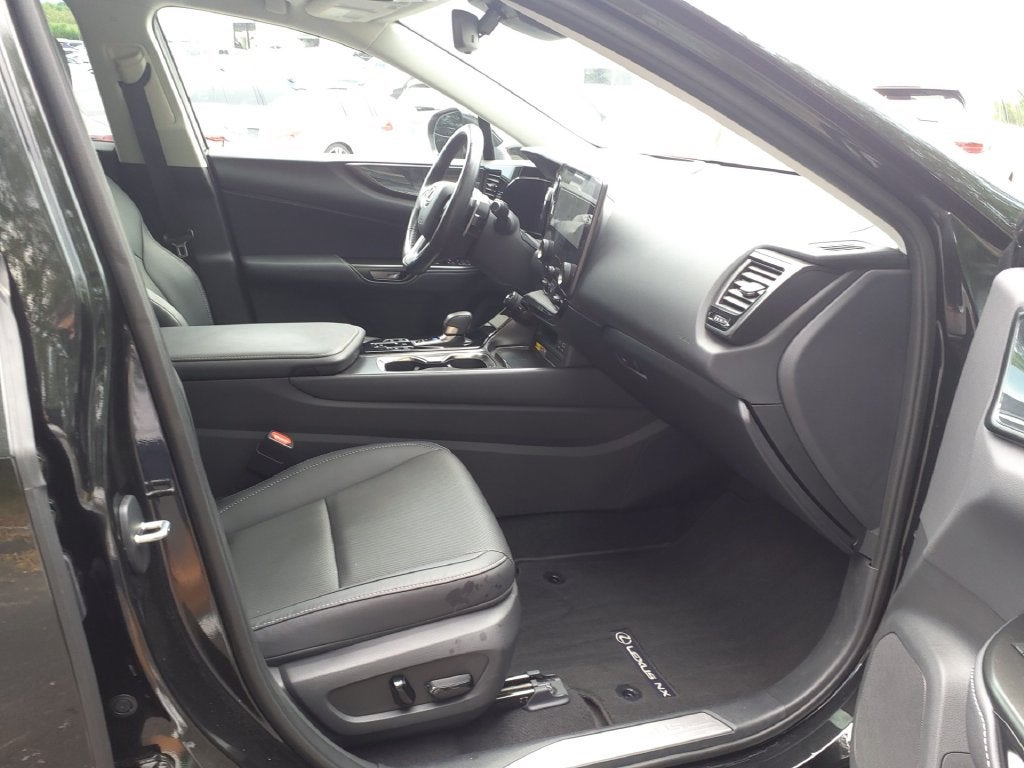 2025 Lexus NX 350 Premium