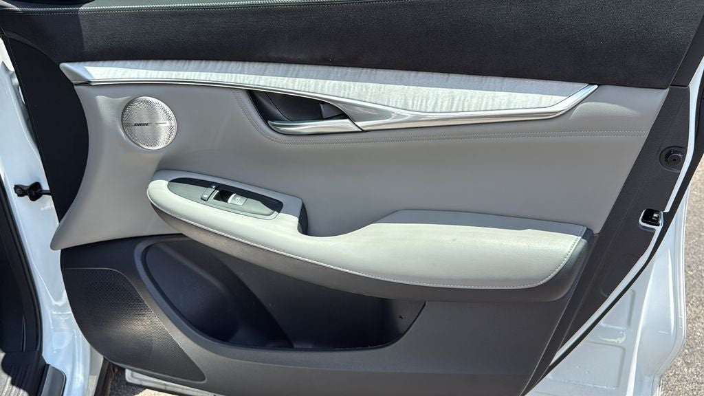 2023 INFINITI QX50 Sensory