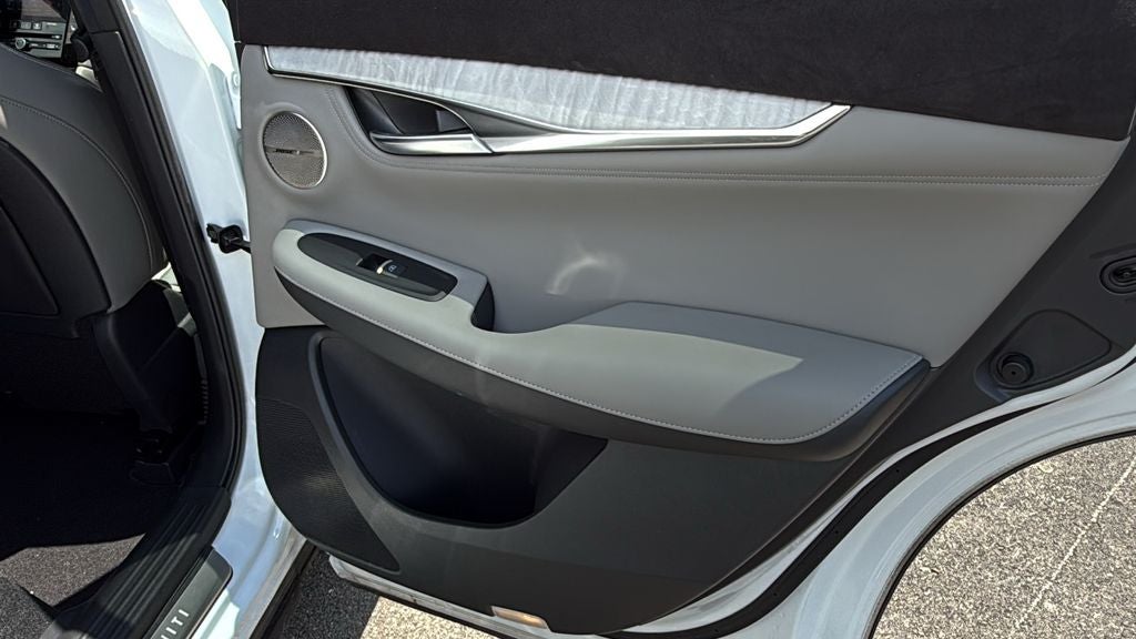 2023 INFINITI QX50 Sensory