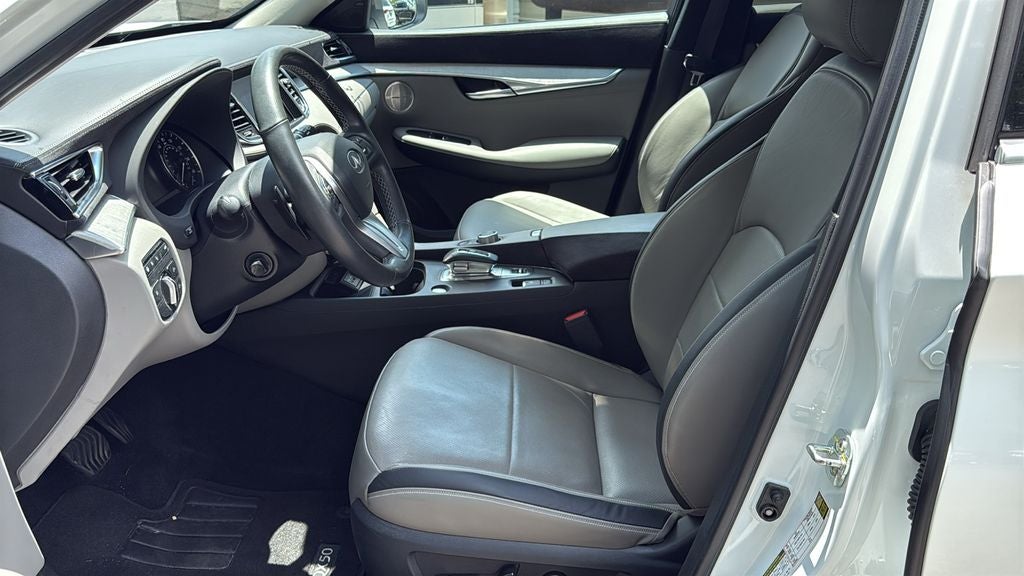 2023 INFINITI QX50 Sensory