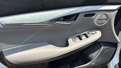 2023 INFINITI QX50 Sensory