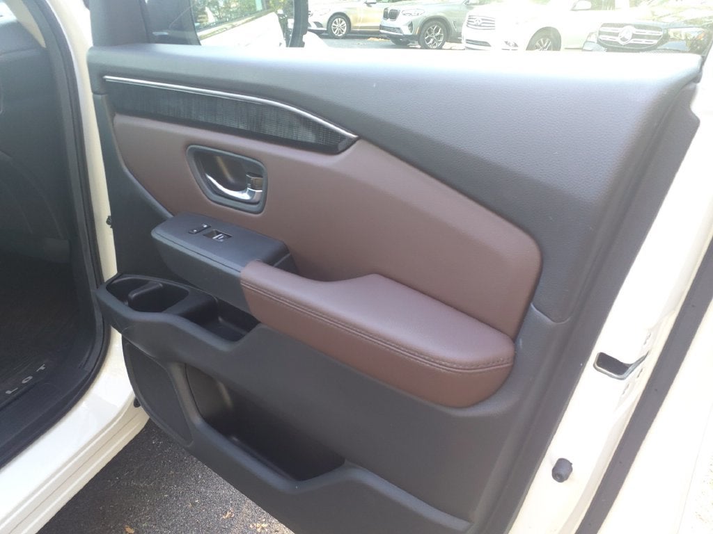 2025 Honda Pilot Elite