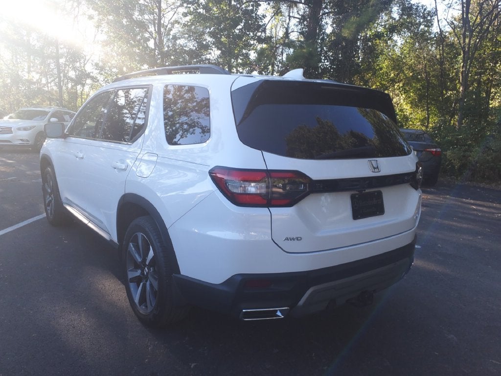 2025 Honda Pilot Elite
