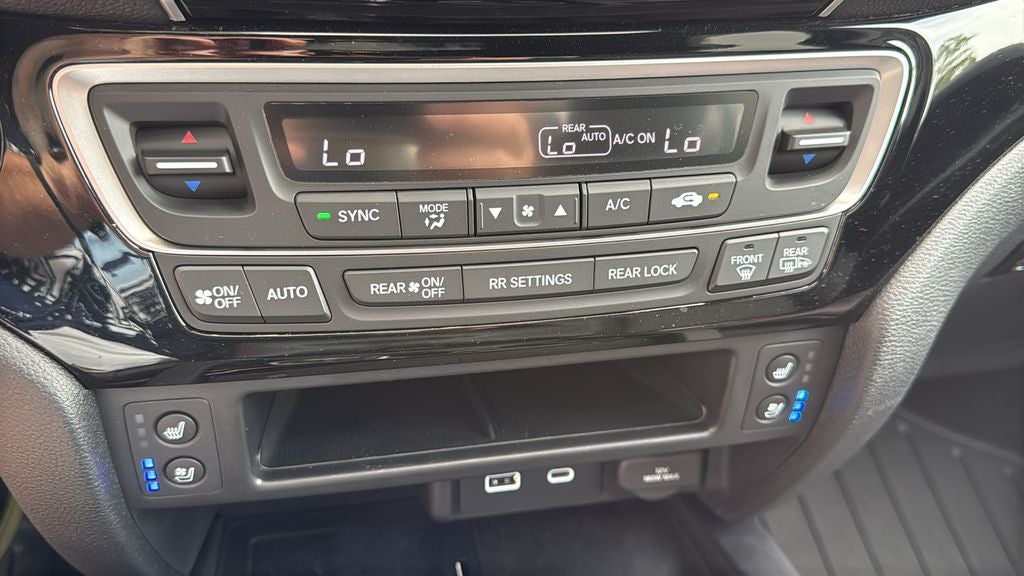 2024 Honda Ridgeline Black Edition