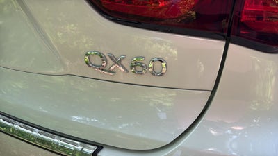 2017 INFINITI QX60 Base