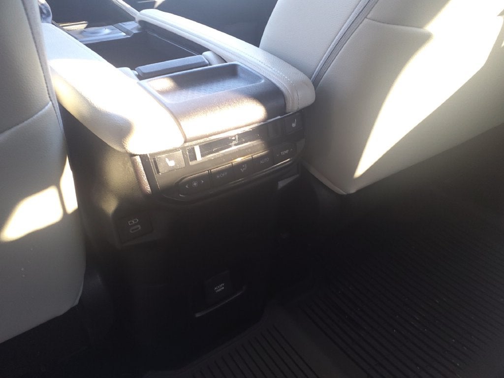 2025 Toyota Grand Highlander Hybrid Limited