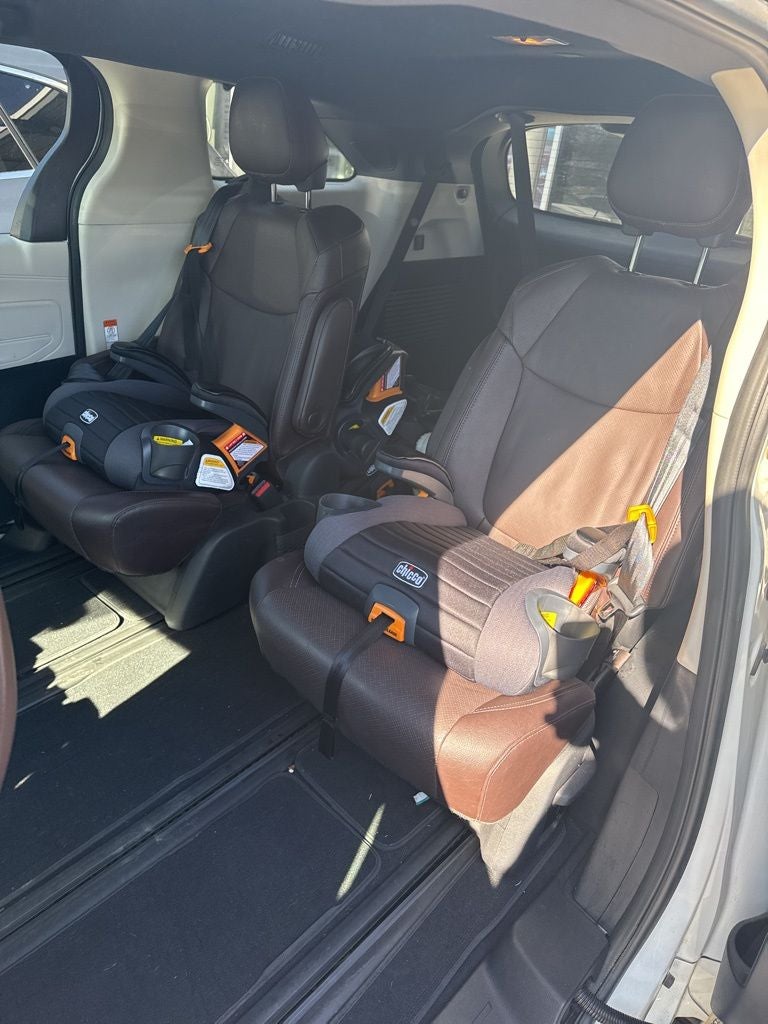 2021 Toyota Sienna Platinum 7 Passenger