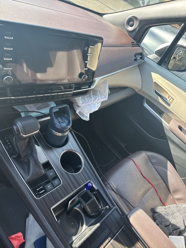 2021 Toyota Sienna Platinum 7 Passenger